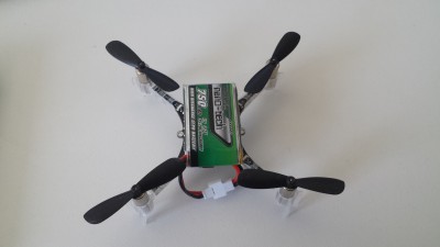 750 mAh LiPo (Has no protection circuit, PCM)