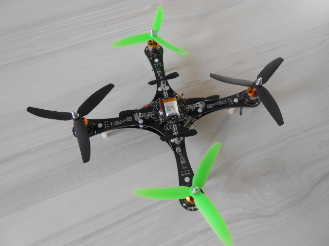 CF Brushless frame2.JPG